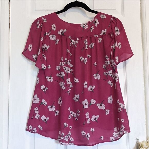 Tucker Chelsea Top Tahitian Gardenia in Double Georgette Silk Blouse Floral - Picture 7 of 10